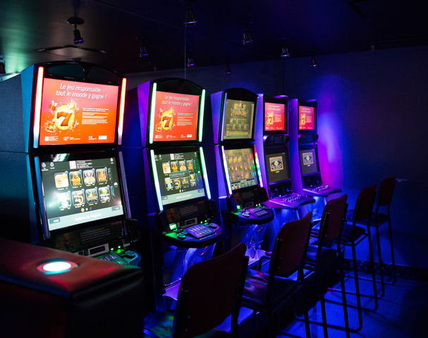 Cabaret Carol - Nightclub in Quebec, Canada