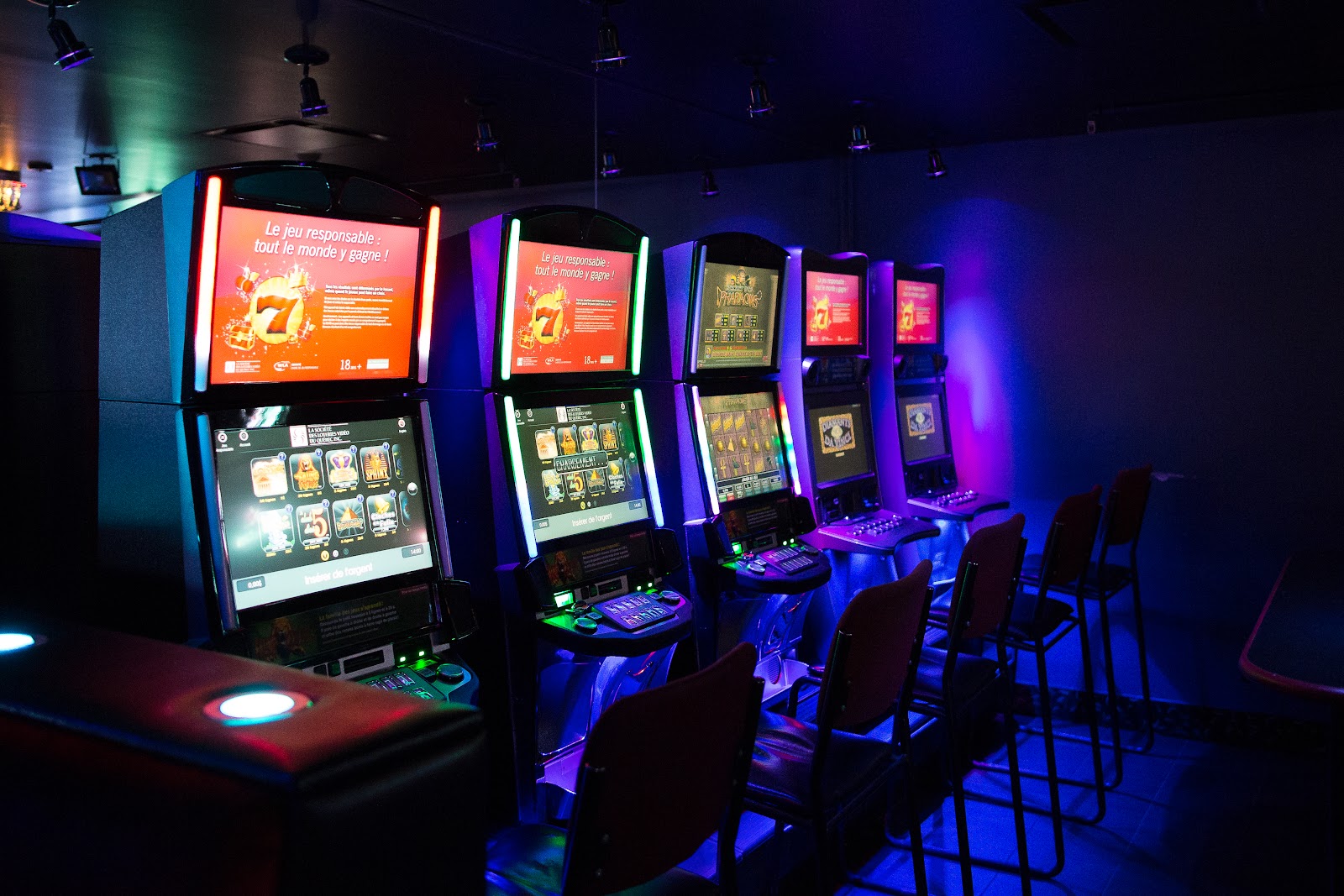 Cabaret Carol - Nightclub in Quebec, Canada