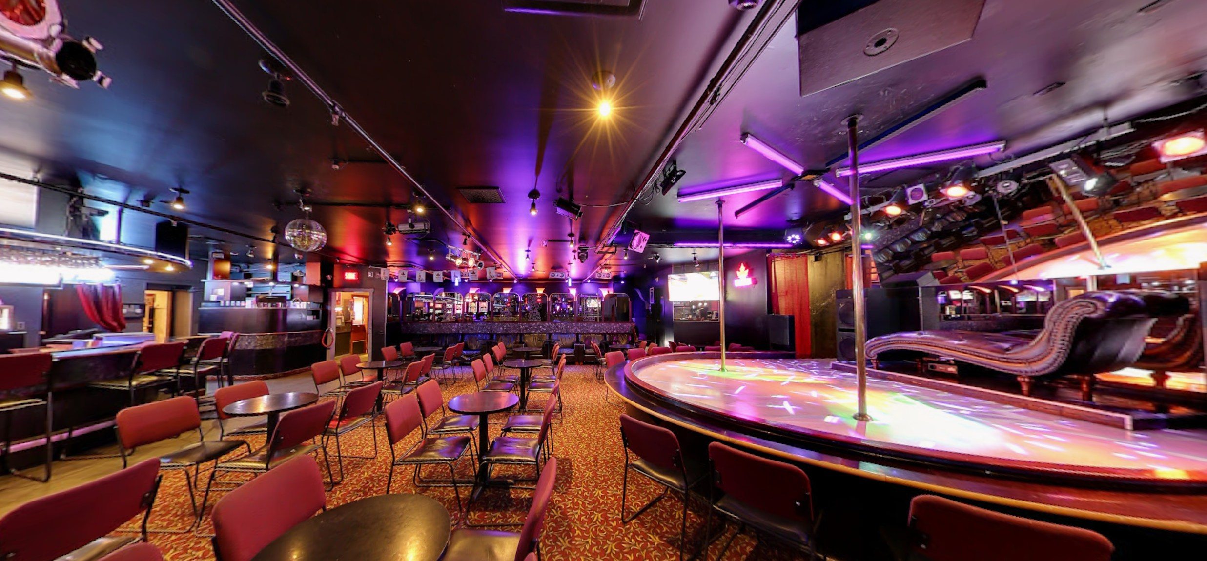 Cabaret Carol - Nightclub in Quebec, Canada