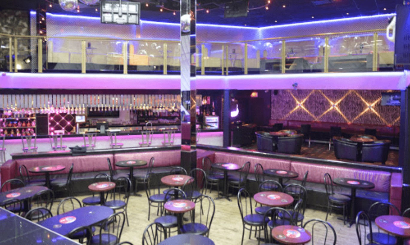 Cabaret Lady Mary Ann - Nightclub in Quebec, Canada