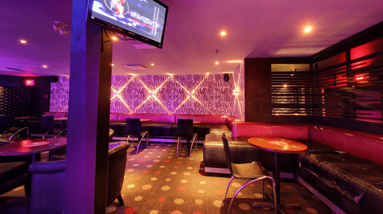 Cabaret Lady Mary Ann - Nightclub in Quebec, Canada