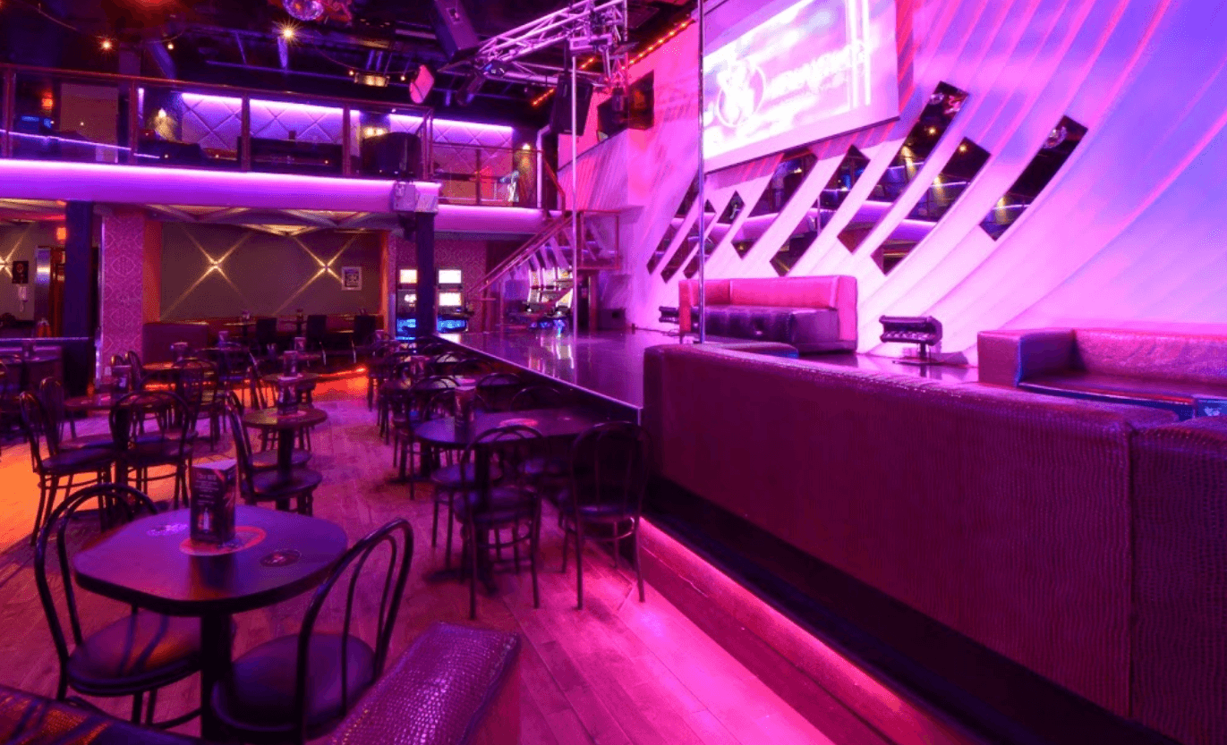 Cabaret Lady Mary Ann - Nightclub in Quebec, Canada