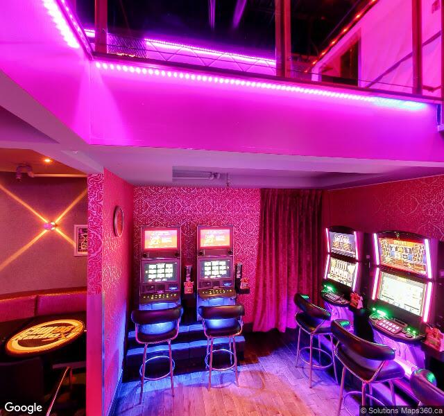 Cabaret Lady Mary Ann - Nightclub in Quebec, Canada