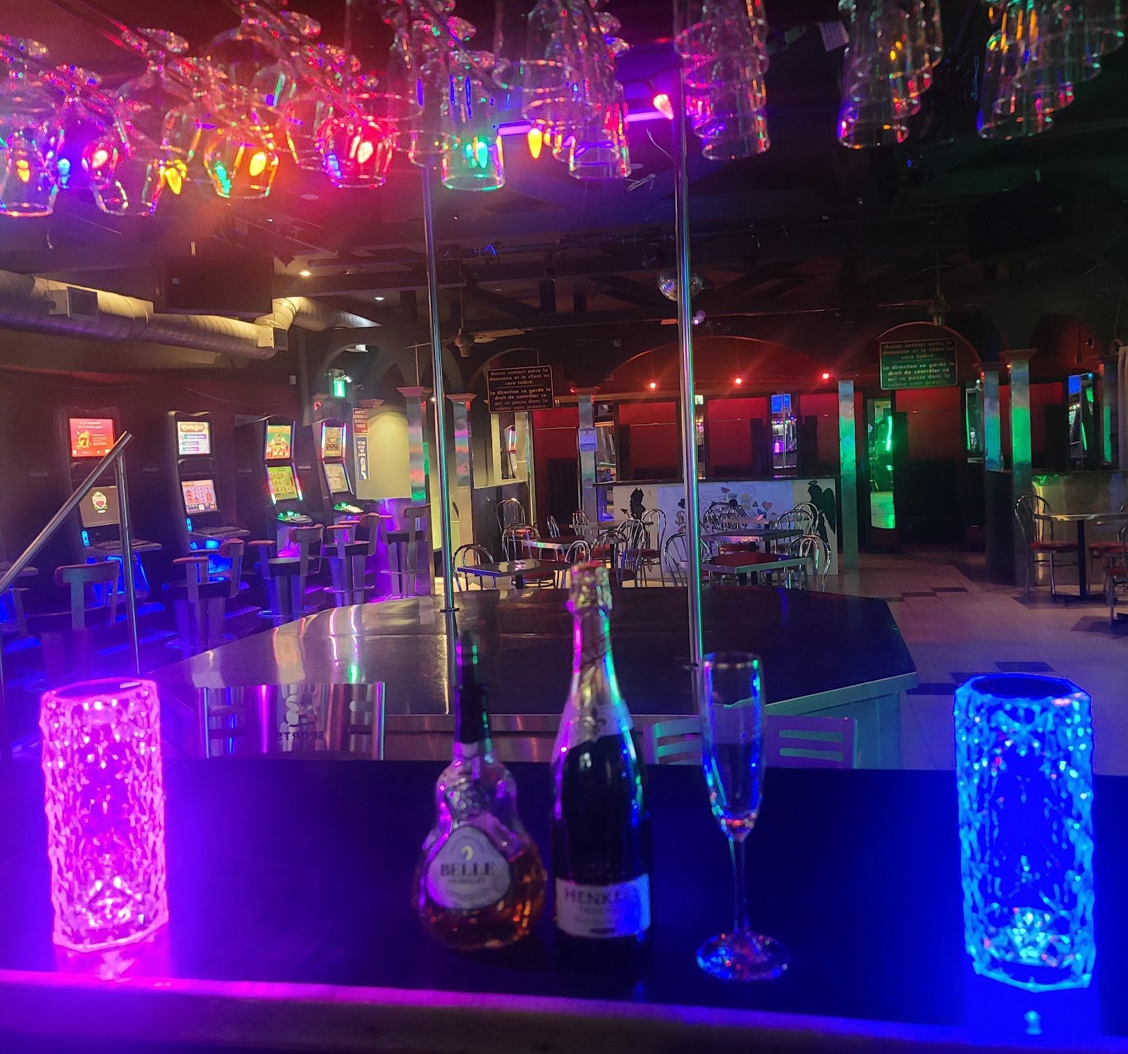 Bar T D Richelieu - Nightclub in Richelieu, Canada