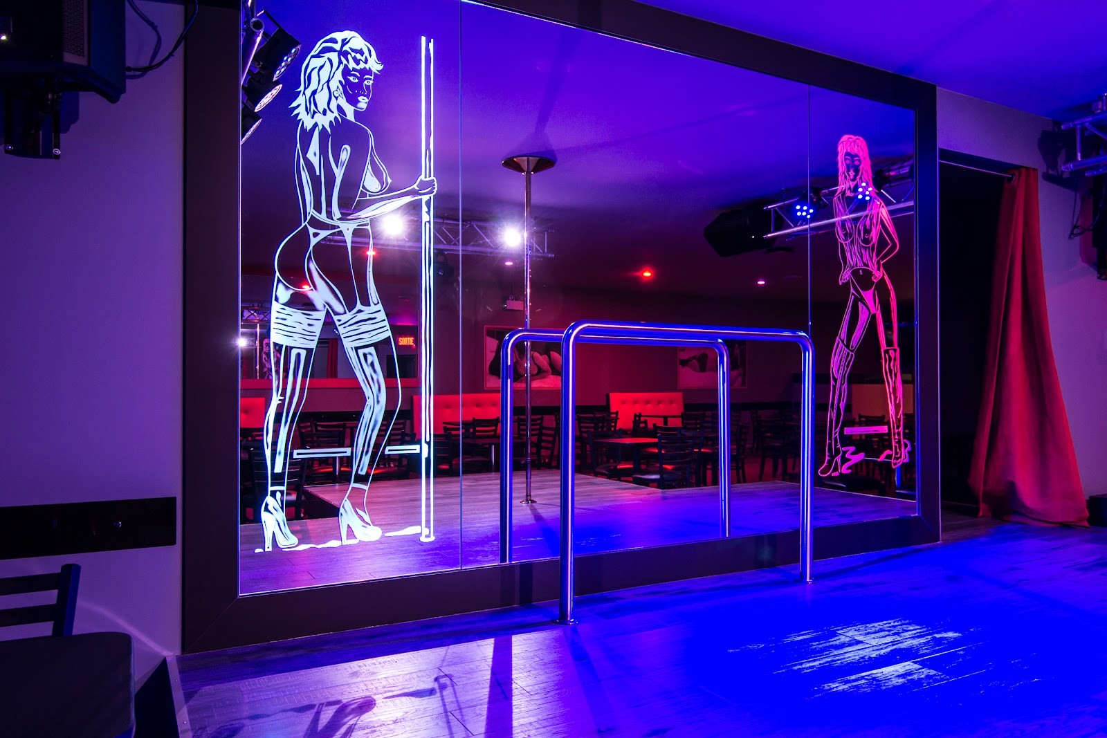 Cabaret Jr - Nightclub in Saguenay, Canada
