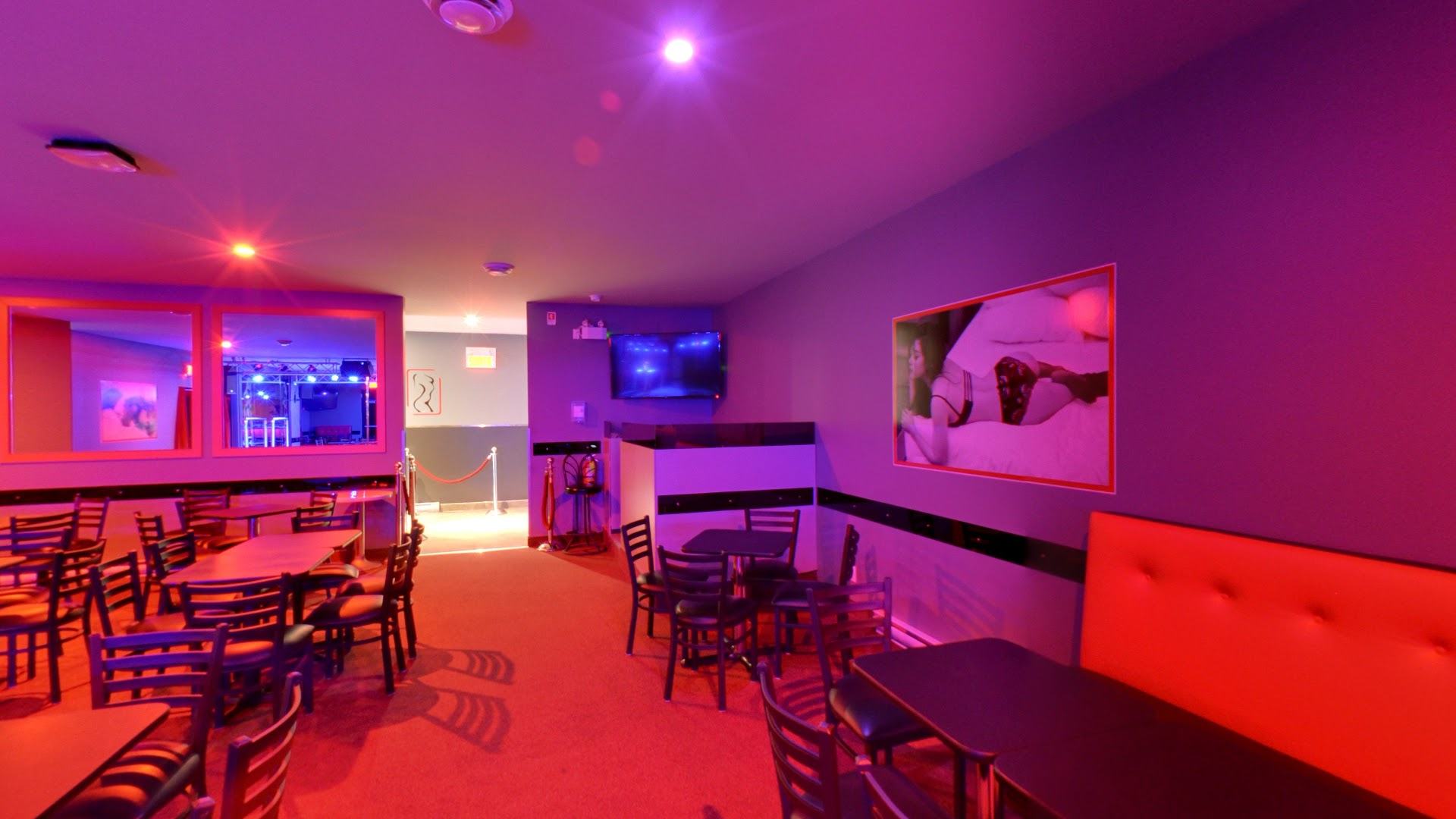 Cabaret Jr - Nightclub in Saguenay, Canada