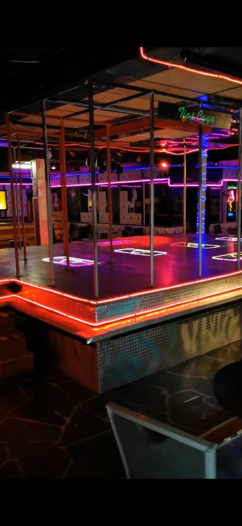 Triple Play - Nightclub in Sarnia, Canada