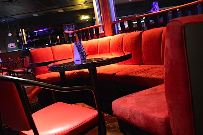 Shakerz Show Lounge - Nightclub in Surrey, Canada