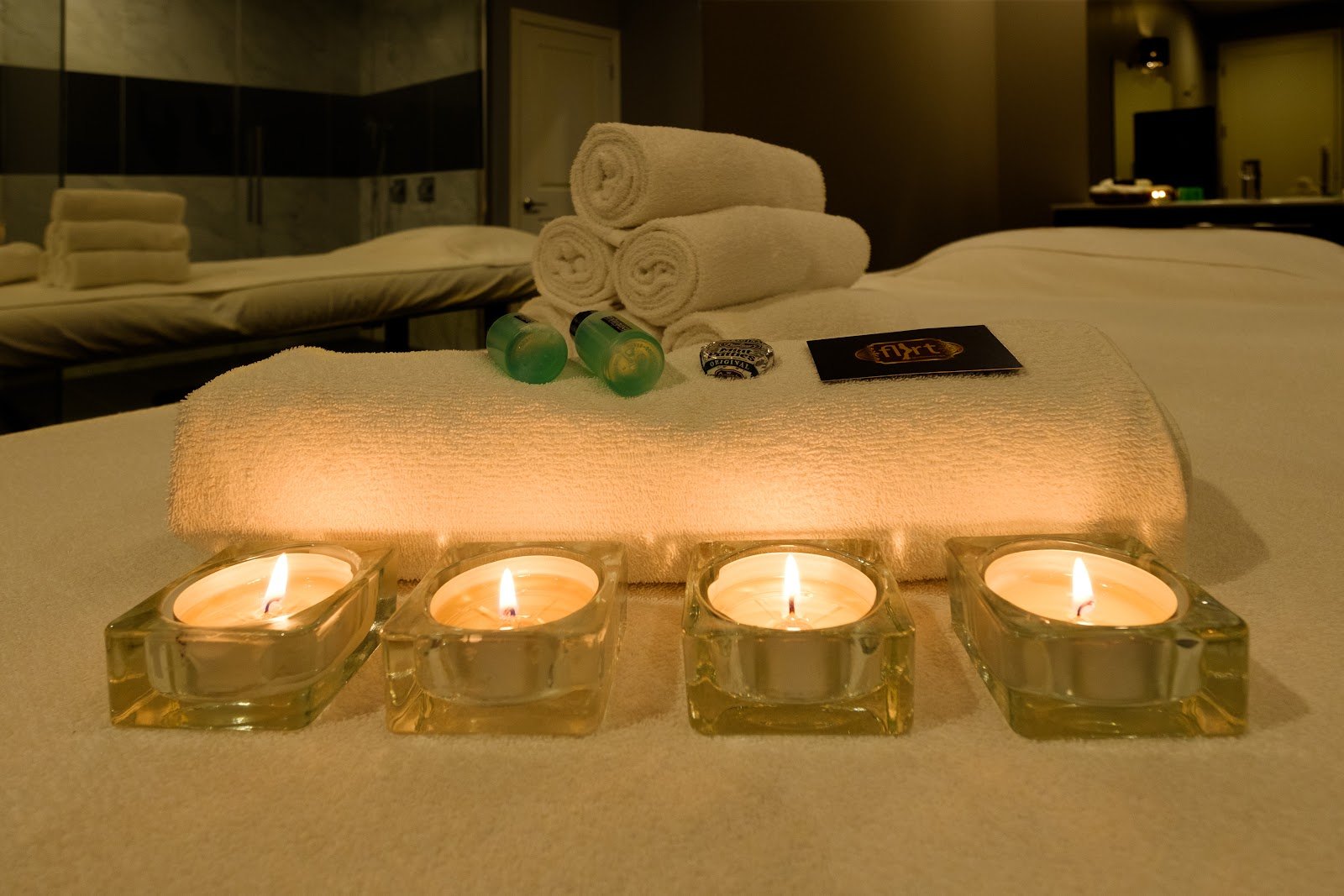 Flirt Spa - Finch - Erotic Massage in Toronto, Canada