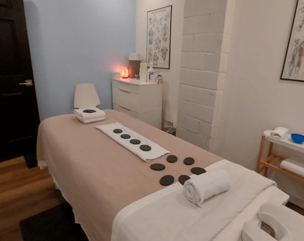 Josephine Spa - Erotic Massage in Toronto, Canada