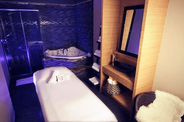Vivid Spa - Erotic Massage in Toronto, Canada