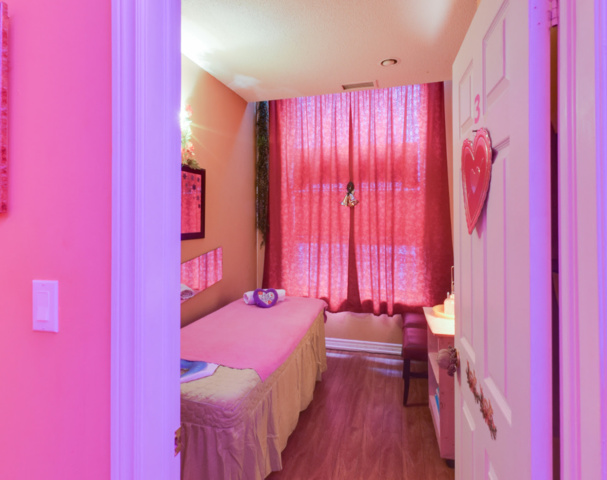 Winnie Spa - Erotic Massage in Toronto, Canada