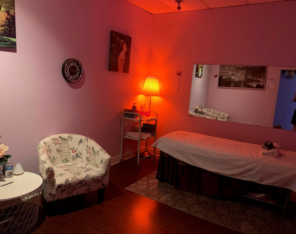 Withme Spa - Erotic Massage in Toronto, Canada
