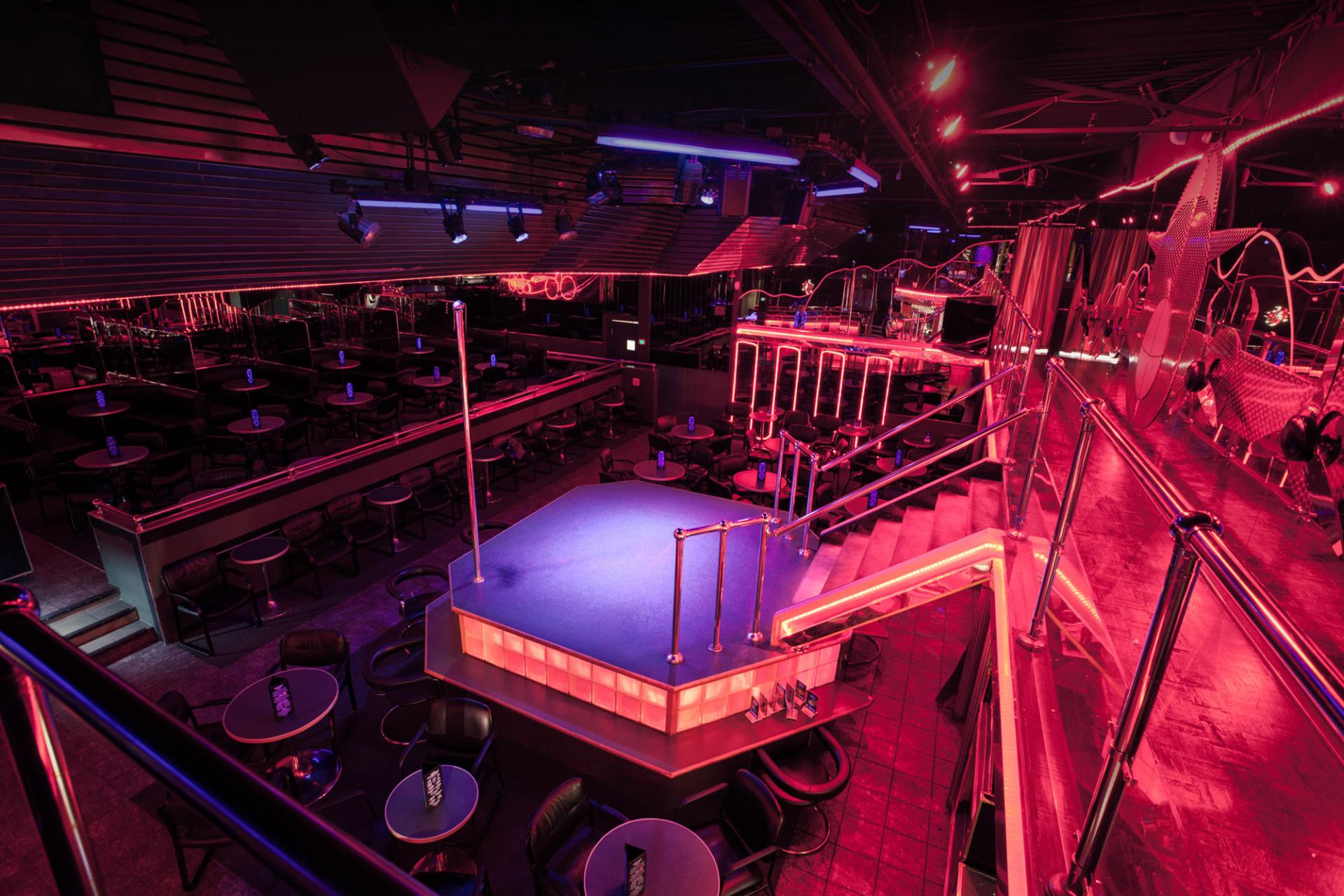 The Landing Strip - Nightclub in Toronto, Canada