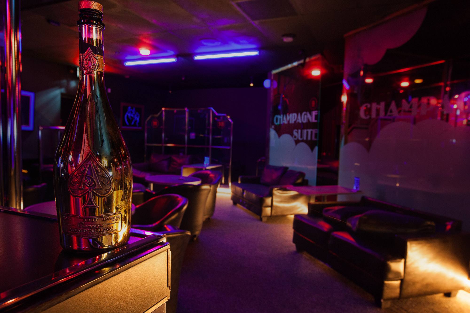 The Landing Strip - Nightclub in Toronto, Canada