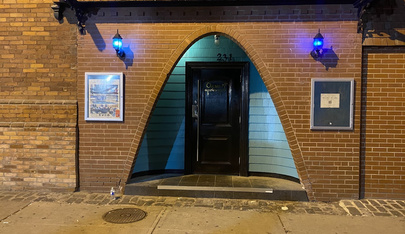Oasis Aqualounge - Swinger Club in Toronto, Canada