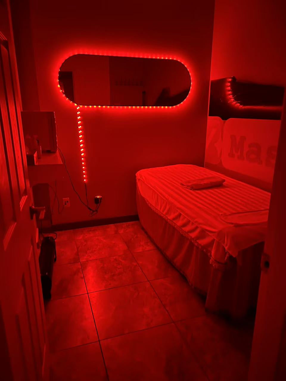 Yifeng Massage - Erotic Massage in Vancouver, Canada