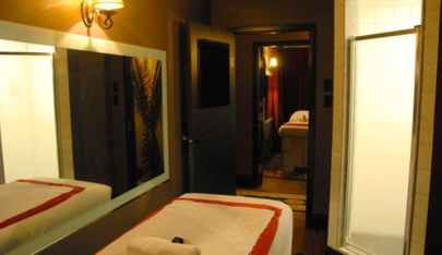 Blondie Massage Spa - Erotic Massage in Vaughan, Canada