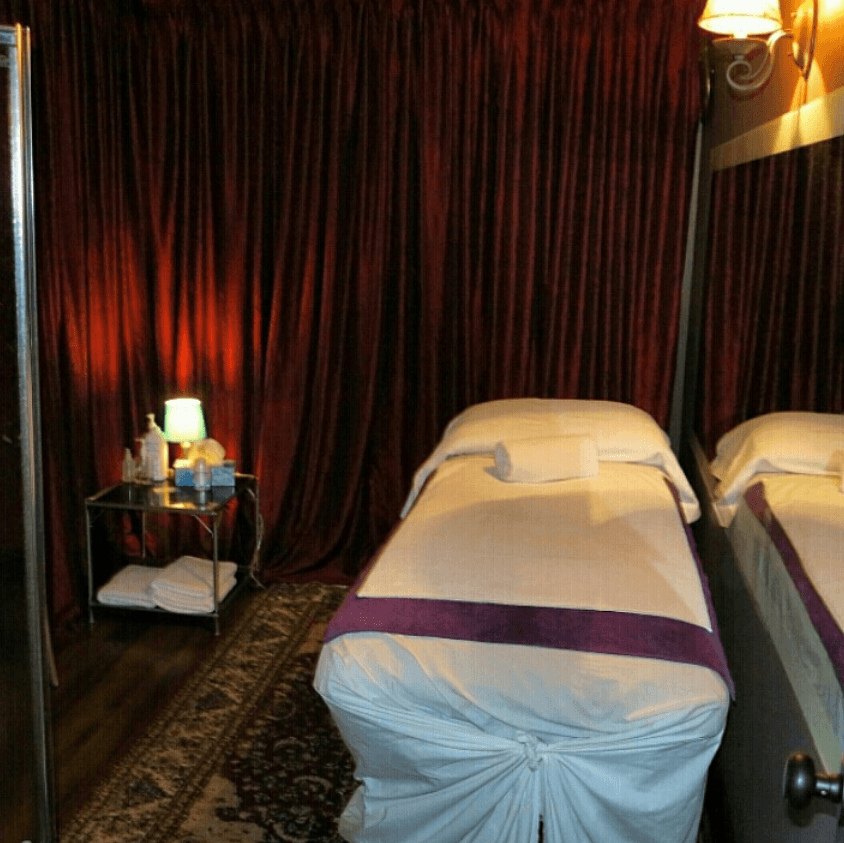 Blondie Massage Spa - Erotic Massage in Vaughan, Canada