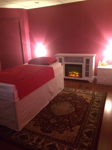 Blondie Massage Spa - Erotic Massage in Vaughan, Canada