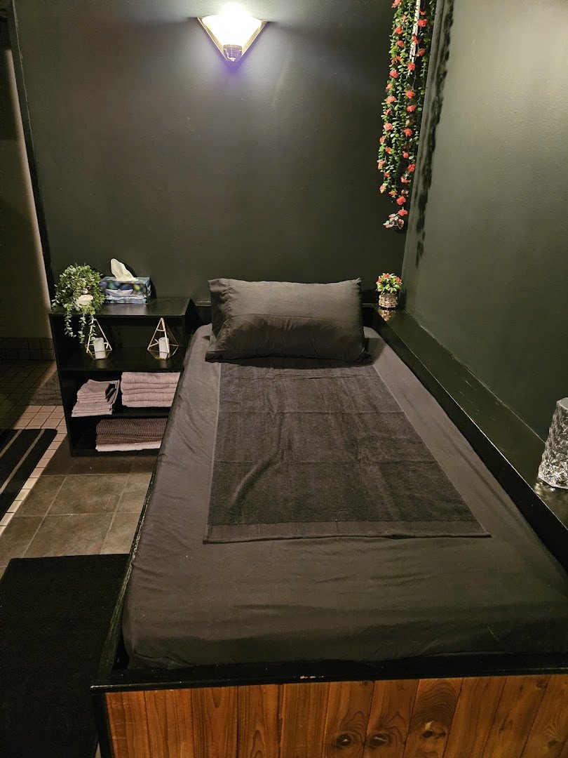 Eden - Erotic Massage in Winnipeg, Canada