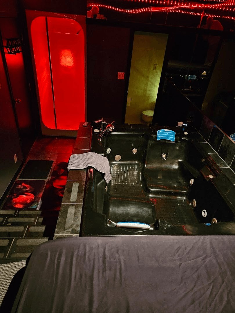 Eden - Erotic Massage in Winnipeg, Canada
