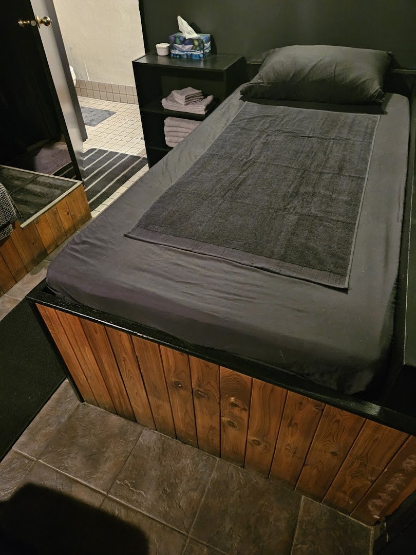Eden - Erotic Massage in Winnipeg, Canada