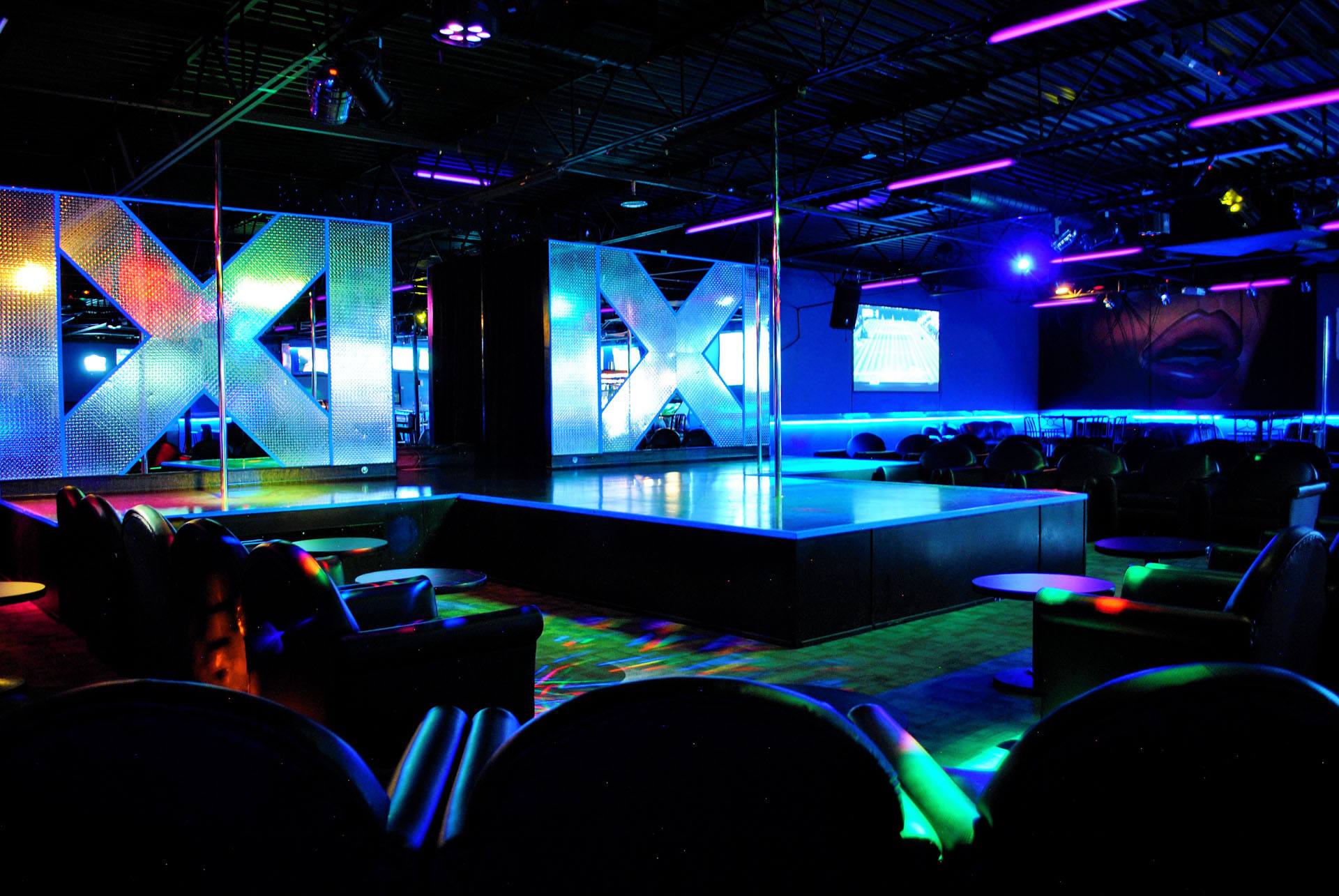 Lipstixx Experience - Nightclub in Winnipeg, Canada