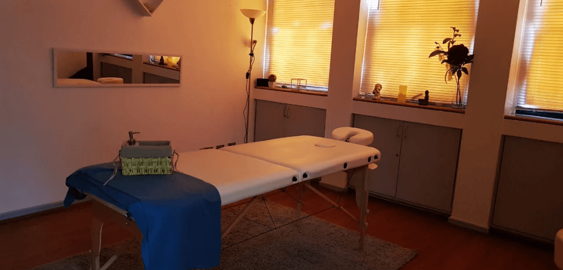 Azahara Massages - Erotic Massage in Las Condes, Chile