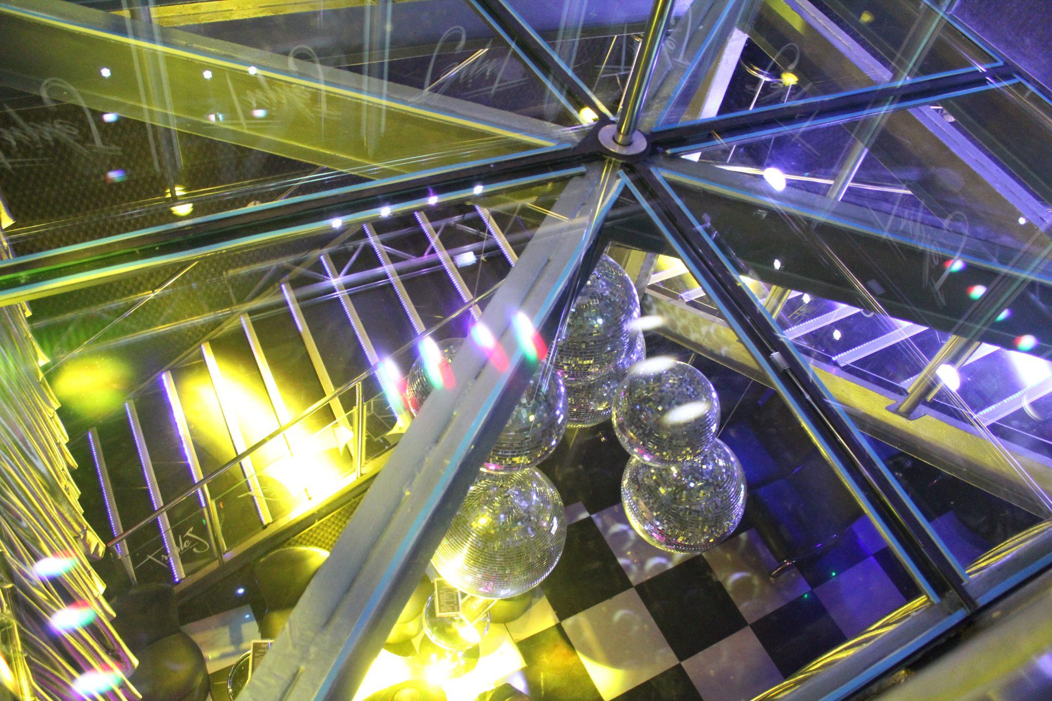 Triple J Strip Club - Nightclub in Providencia, Chile
