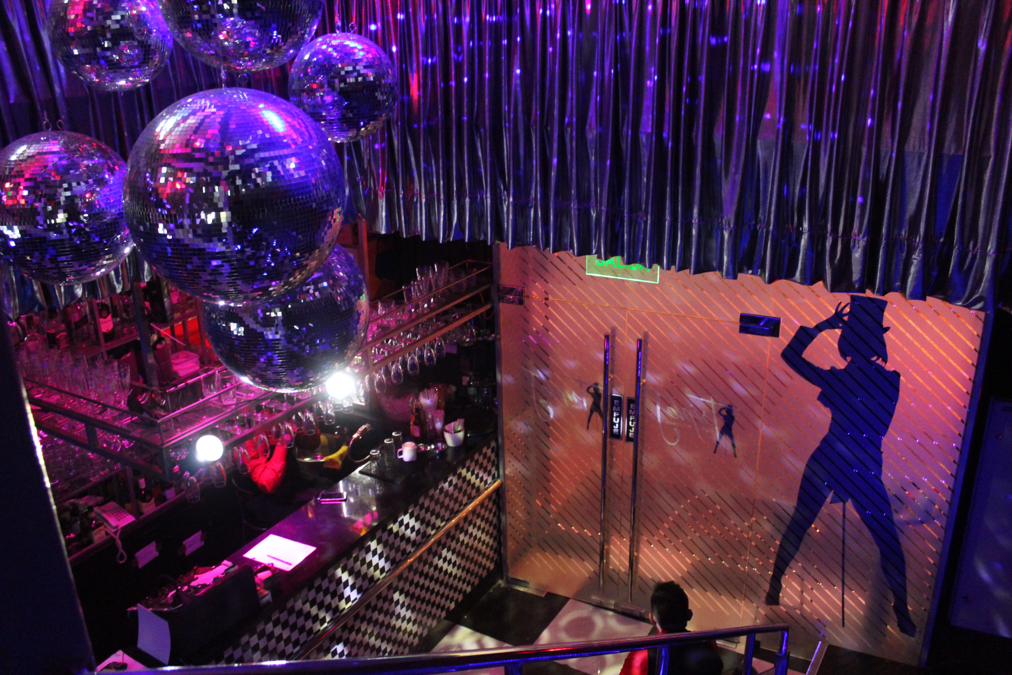 Triple J Strip Club - Nightclub in Providencia, Chile