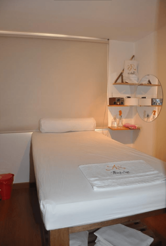 Bees Spa For Men - Erotic Massage in Bogota, Colombia