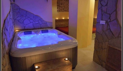 Relax & Body Touch - Erotic Massage in Brno Sever, Czechia