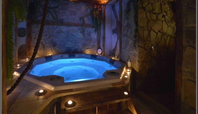 Relax & Body Touch - Erotic Massage in Brno Sever, Czechia