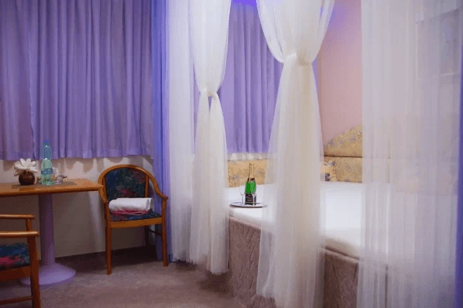 Nesytka Swingers Club - Swinger Club in Brno, Czechia
