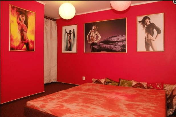 Geisha - Nightclub in Chvalovice, Czechia