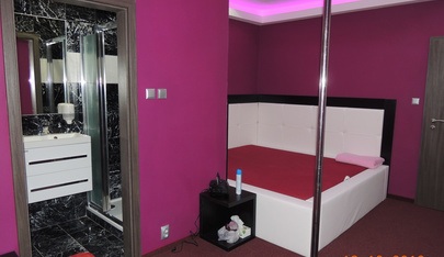 Night Club Izabo - Nightclub in Eske Bud Jovice, Czechia