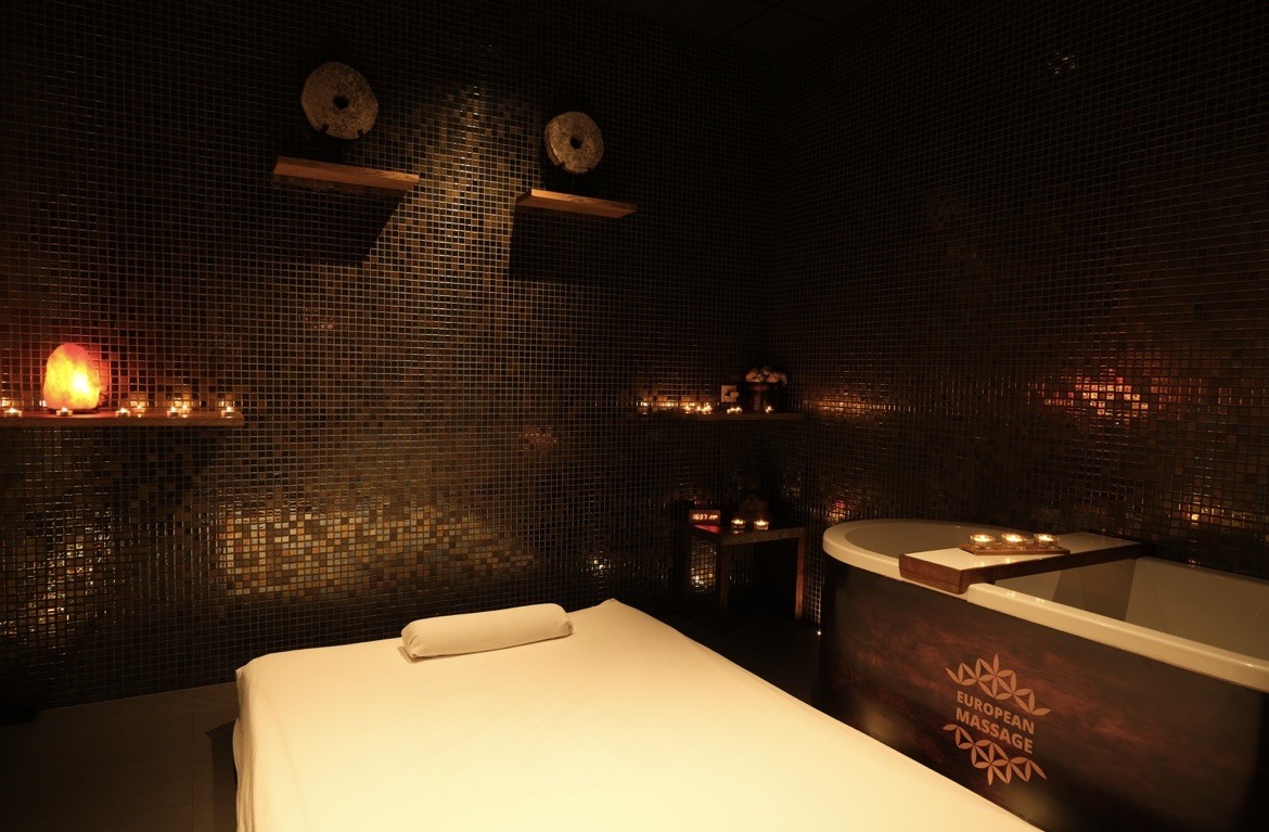 Erotické Masáže Praha - European Massage - Erotic Massage - Erotic Massage in Karlin, Czechia