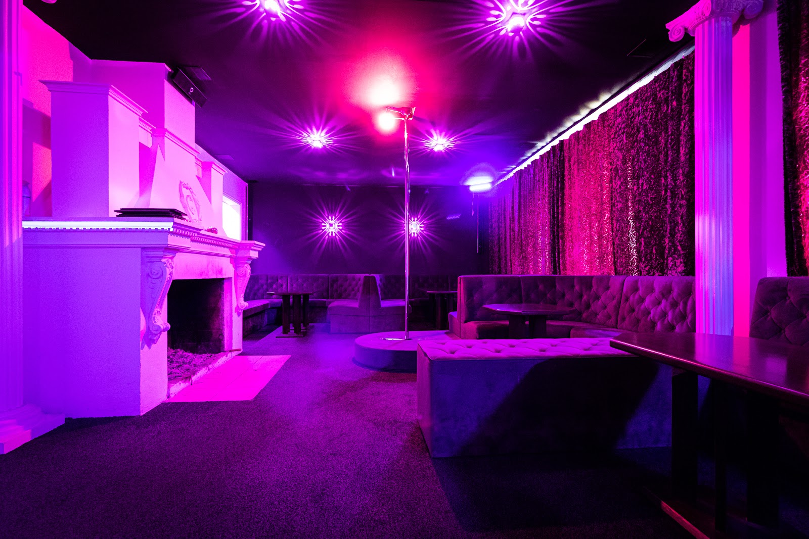 Žlutá Vila - Nightclub in Olomouc, Czechia