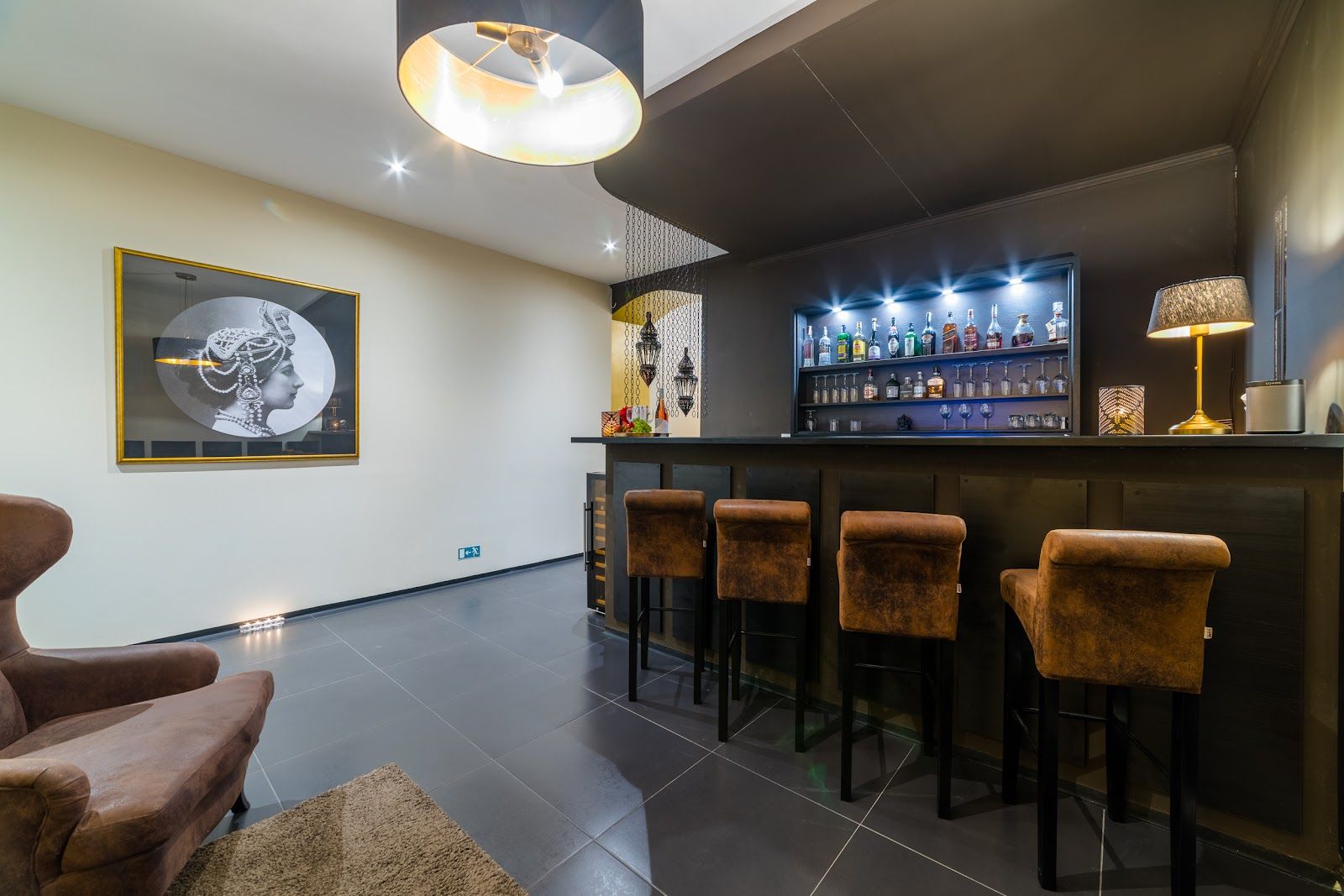 Matahari Salon - Erotic Massage in Petrska Tvr, Czechia