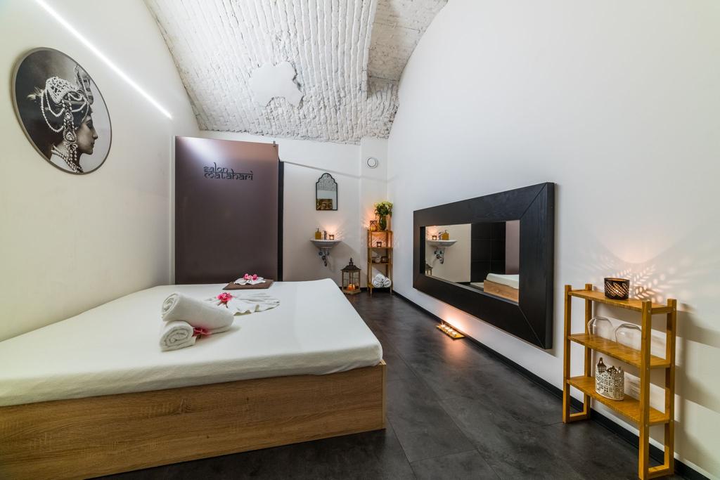 Matahari Salon - Erotic Massage in Petrska Tvr, Czechia