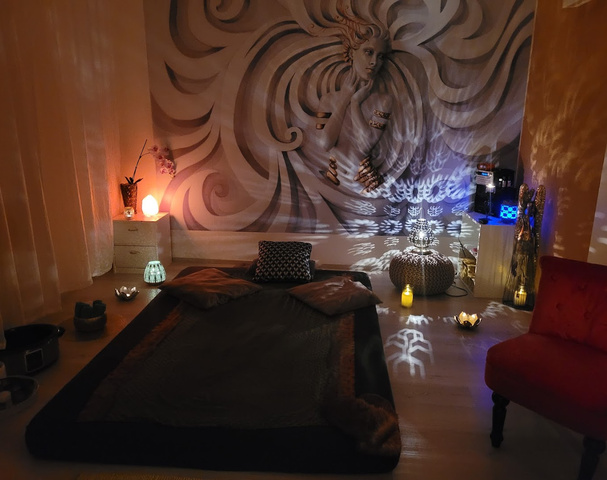 Masáže Esence Plzeň - Erotic Massage in Pilsen 3 Ji Ni P Edm Sti, Czechia