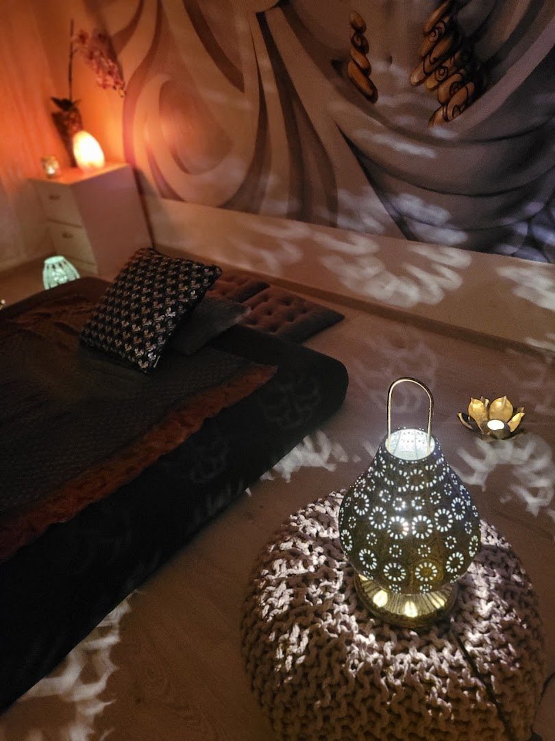 Masáže Esence Plzeň - Erotic Massage in Pilsen 3 Ji Ni P Edm Sti, Czechia