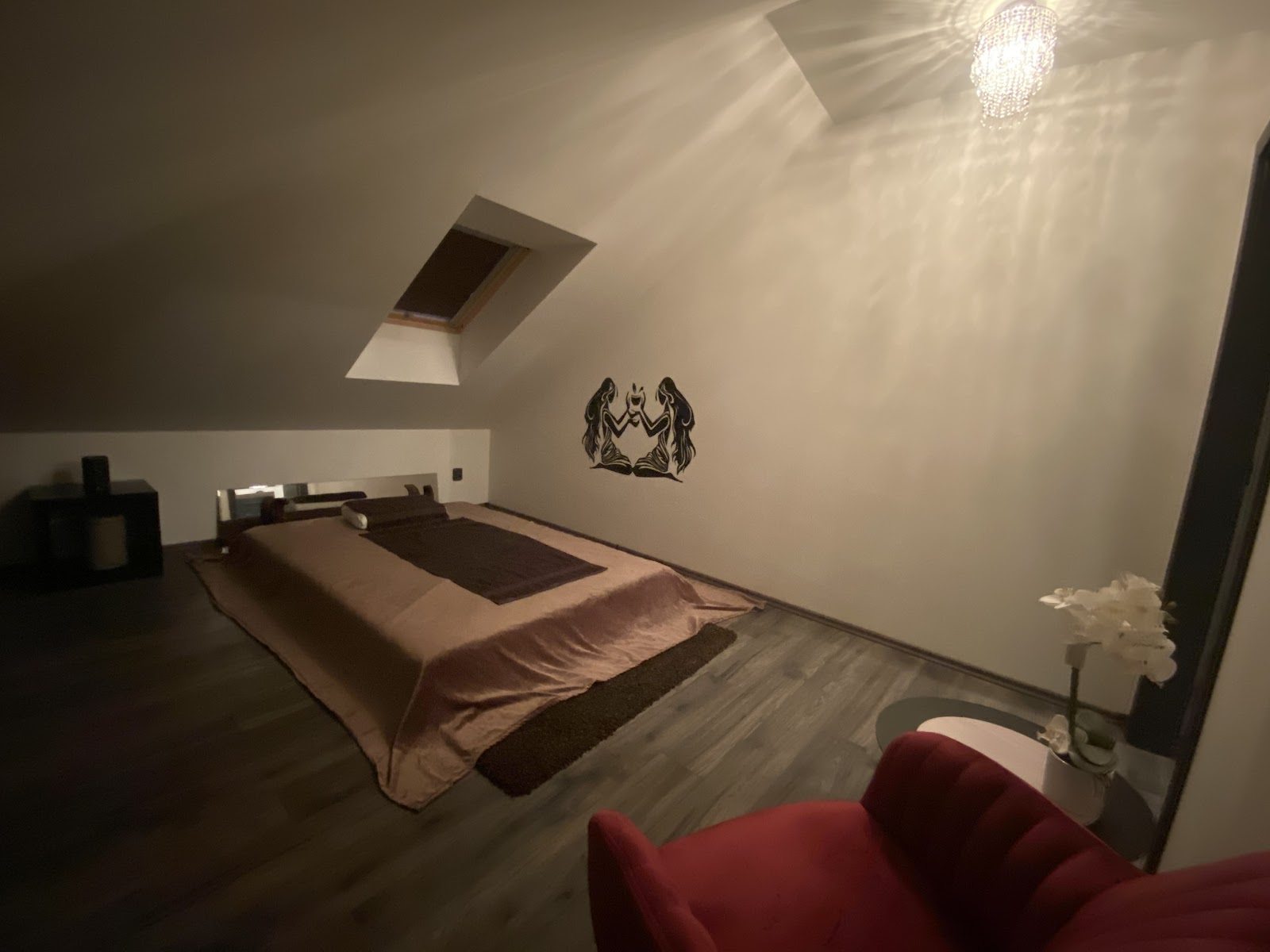Almaya - Erotic Massage in Prague 14 Erny Most, Czechia