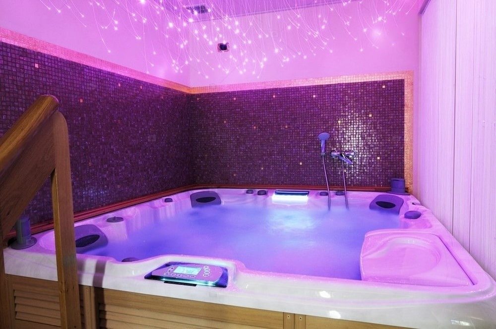 Erotic Spa & Massage - Erotic Massage in Prague 3 I Kov, Czechia