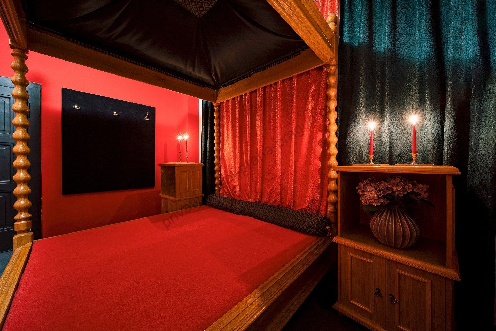 Privat Holeckova - Brothel in Prague 5 Smichov, Czechia