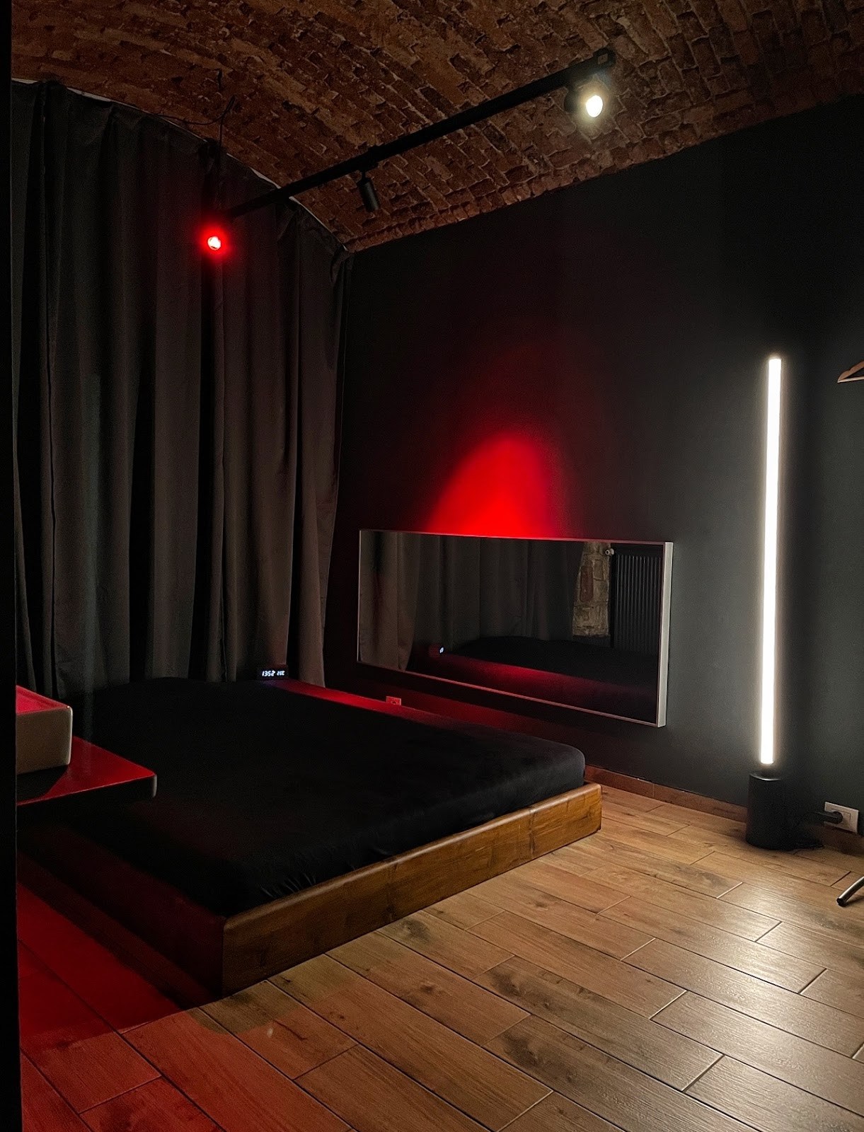 Erotické Masáže Praha - Rabbit Hall Anděl | Erotic Massage - Erotic Massage in Prague 5 Smichov, Czechia