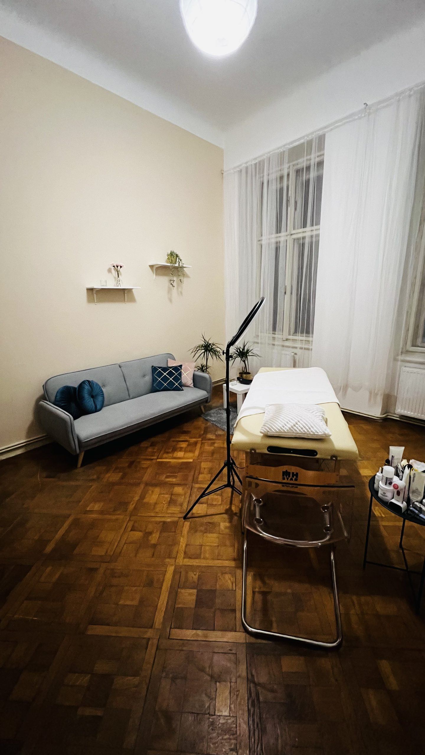 Sweet Sin Ateliér - Erotic Massage in Prague 5 Smichov, Czechia