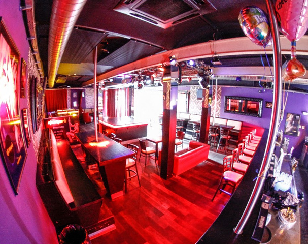 Showpark Market - Nightclub in Prague 7 Hole Ovice, Czechia