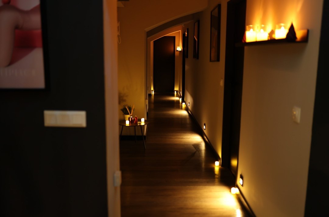 Erotic Massage - Sweet Peach | Erotické Masáže Praha - Erotic Massage in Prague 7 Letna, Czechia